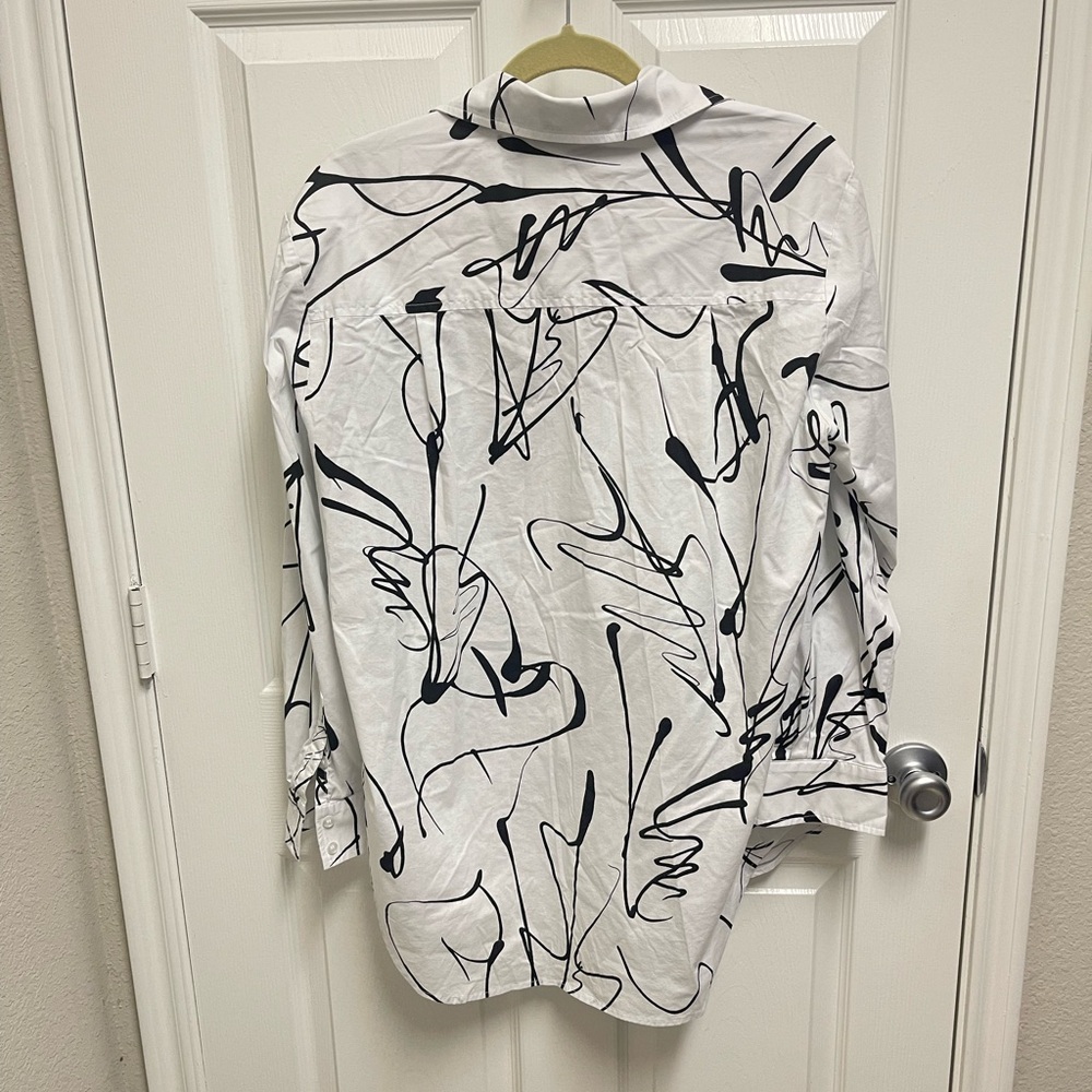 Finley White and Black Pattern Button down - Picture 11 of 11